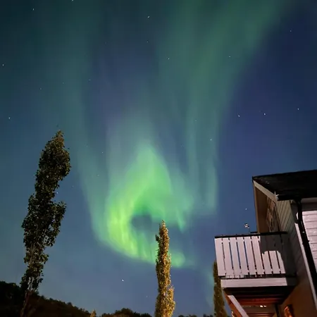 펜션 Idyllisk Sjohus Pa Naurstad