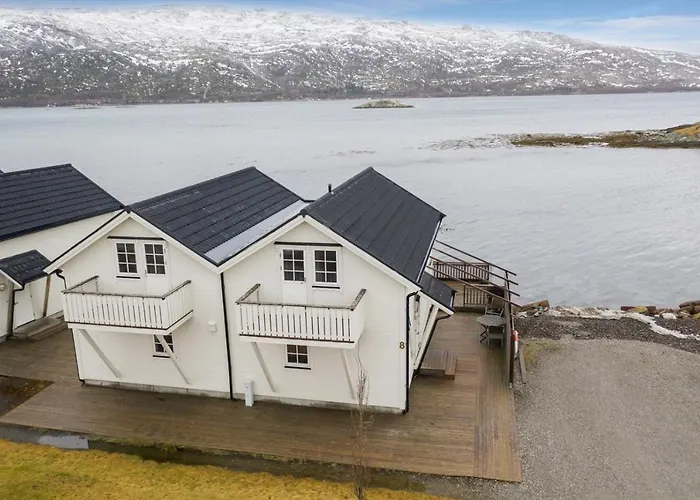 Semesterbostad Idyllisk Sjøhus På Naurstad